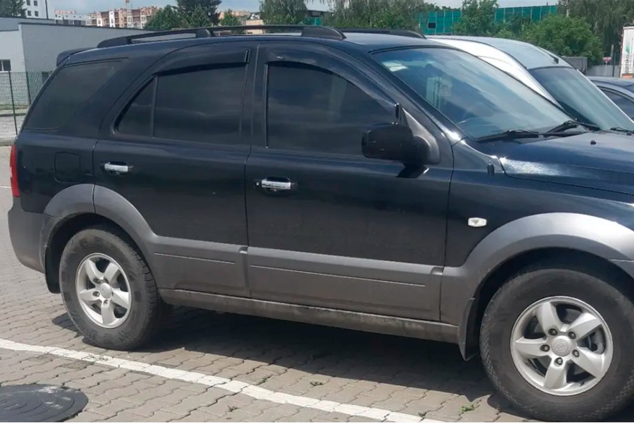 Kia Sorento I BL 2002–2009 Deflektorji oken (4 kosi, HIC) Fotografija 7