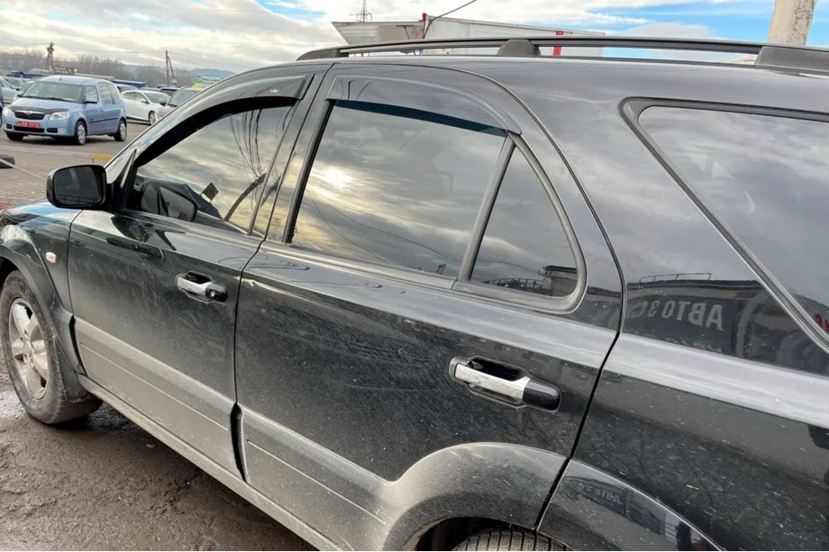 Kia Sorento I BL 2002–2009 Deflektorji oken (4 kosi, HIC) Fotografija 4