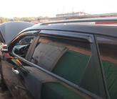Kia Sorento II XM 2009–2014 Deflektorji oken (4 kosi, HIC) fotografija 6