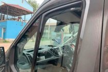 Mercedes Sprinter W906 2006–2018 Vstavljivi deflektorji za okna (2 kos, HIC) fotografija 12