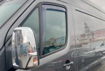 Volkswagen Crafter 2006–2016 Vstavljivi deflektorji za okna (2 kos, HIC) fotografija 13