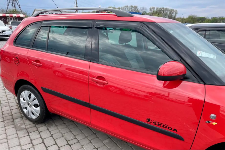 Skoda Fabia 2007–2014 Okenski deflektorji SW (4 kosi, HIC) Image