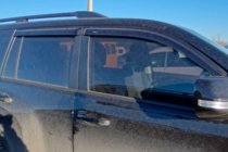 Toyota Land Cruiser Prado 150 2009–2023 Vetrni deflektorji za okna 8 cm (4 kos, HIC) fotografija 7