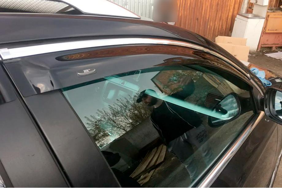 Volkswagen Passat B7 2012–2015 Vetrni deflektorji oken s kromirano letvijo SW (4 kosi, EU, HIC) Image