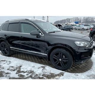 Vetrni deflektorji oken s kromirano letvijo (4 kosi, HIC) Volkswagen Touareg 2010–2018 fotografija 3