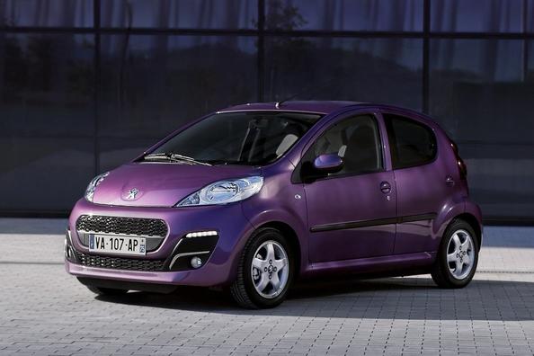 Pregled kompaktnega kombilimuzinskega modela Peugeot 107
