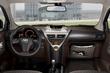 Kompaktna trivratna kombilimuzina Toyota iQ fotografija 5
