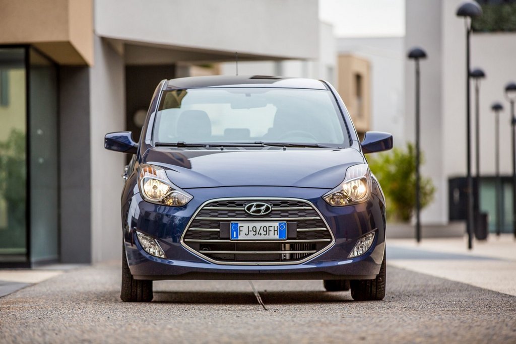 Test prenovljenega mikroavana Hyundai ix20