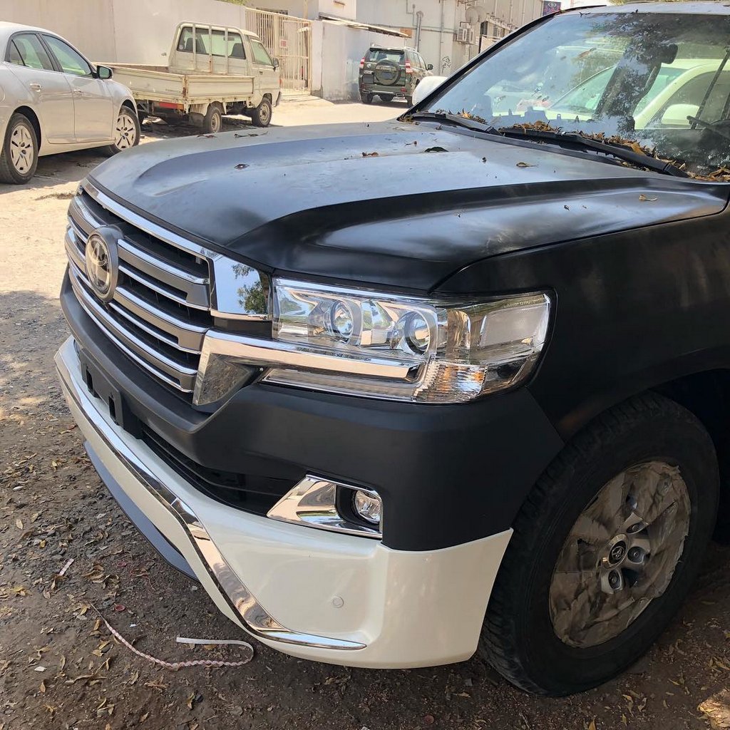 Ponujamo facelift za Toyota LandCruiser 200