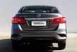 Pregled posodobljene limuzine Nissan Sentra fotografija 11