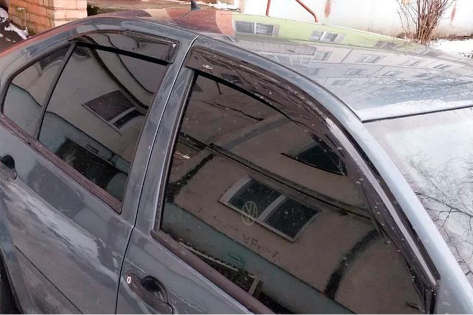 Volkswagen Bora 1998–2004 Deflektorji oken (4 kosi, HIC) Image