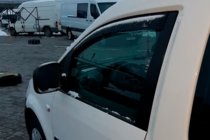 Volkswagen Caddy 2015–2020 Vetrni deflektorji za okna (2 kosa, HIC) fotografija 2