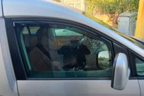 Volkswagen Caddy 2015–2020 Vstavljivi deflektorji za okna (2 kos, HIC) fotografija 1