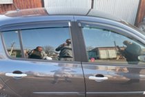 Renault Clio III 2005–2012 Deflektorji oken (4 kosi, HIC) fotografija 1