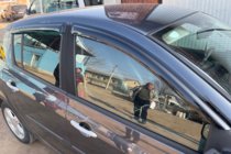 Renault Clio III 2005–2012 Deflektorji oken (4 kosi, HIC) fotografija 2
