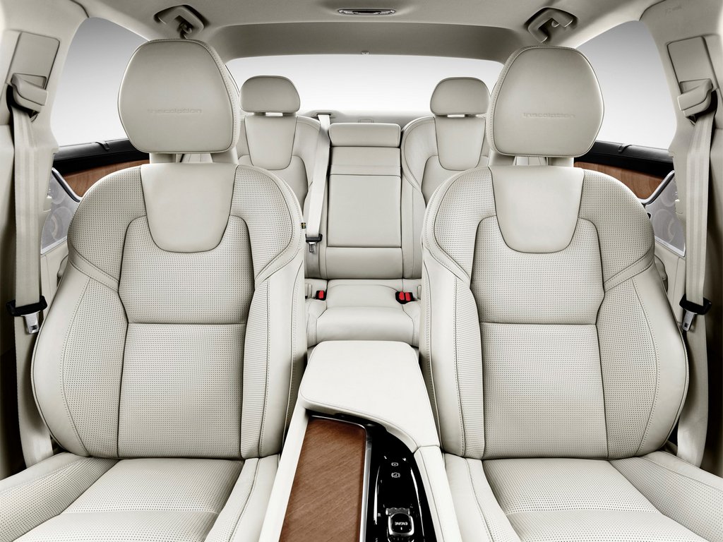 Pregled premium limuzine Volvo S90