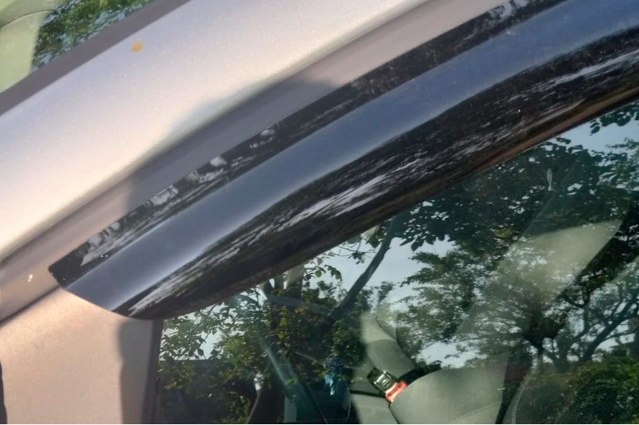 Volkswagen Touran 2003–2010 Deflektorji oken (4 kosi, HIC) Fotografija 3
