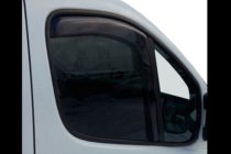 Nissan Primastar 2002–2014 Vstavljivi deflektorji za okna (2 kos, HIC) fotografija 6