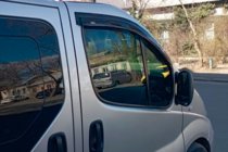 Nissan Primastar 2002–2014 Vetrni deflektorji za okna (2 kosa, HIC) fotografija 1