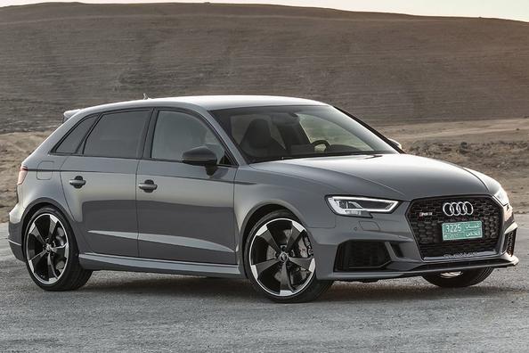Športni petvratni kombilimuzina Audi RS3 Sportback