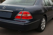 Lexus LS 2001–2006 Pokrovi zavornih luči (2 kos, plastika) fotografija 1