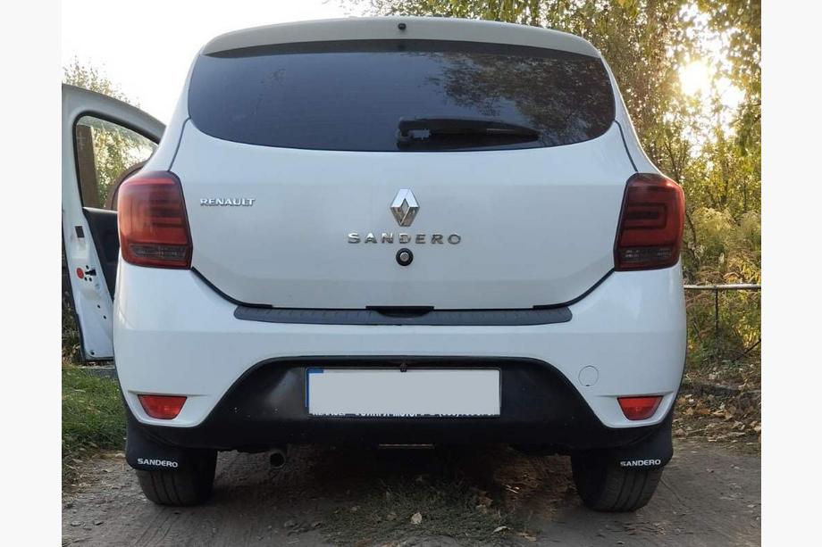 Renault Sandero 2013–2022 Zadnje blatne zavesice (2 kosa) Fotografija 4