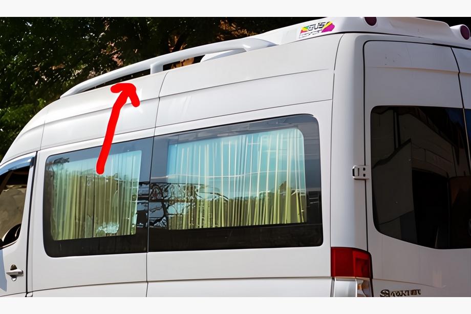 Volkswagen Crafter 2006–2016 Strešne sani (za lakiranje) Image