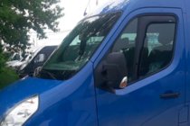 Nissan NV400 2010–2024 Vstavljivi deflektorji za okna (2 kos, HIC) fotografija 4