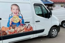 Nissan NV400 2010–2024 Vstavljivi deflektorji za okna (2 kos, HIC) fotografija 6