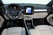 Pregled križanca Volvo XC40 fotografija 5