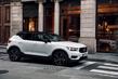 Pregled križanca Volvo XC40 fotografija 4