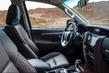 Pregled 7-sedežnega terenskega vozila Toyota Fortuner z okvirno šasijo fotografija 7