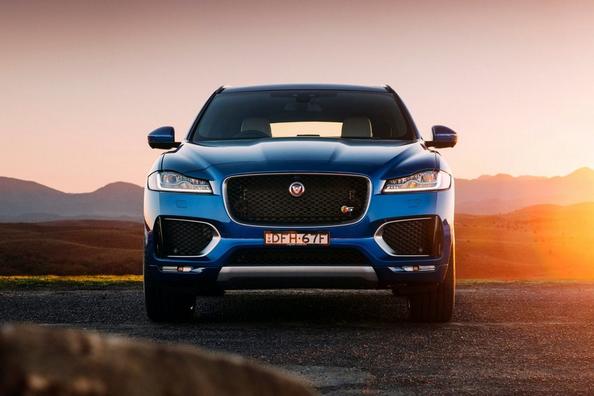Pregled premijskega križanca Jaguar F-Pace