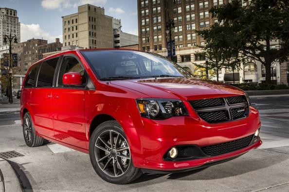 Sedemsedežni enoprostorec Dodge Grand Caravan pete generacije
