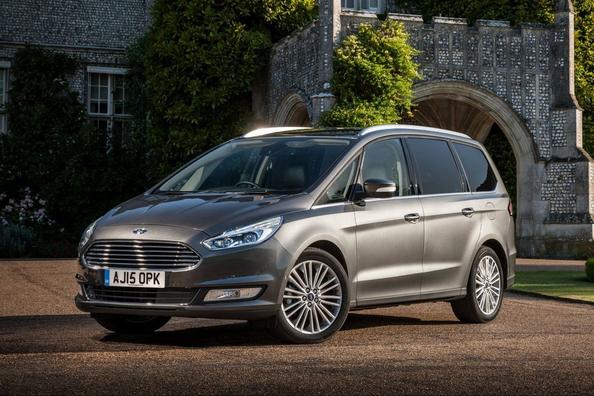 Pregled sedemsedežnega enoprostorca Ford Galaxy