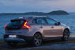 Pregled petvratnega kombilimuzinskega Volvo V40 fotografija 8