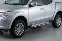 Mitsubishi L200 2006–2015 Stranske stopnice Rainbow (2 kosa, aluminij) fotografija 1