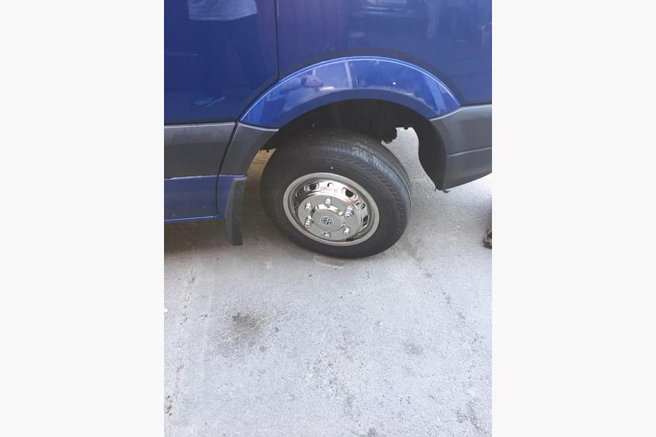 Volkswagen Crafter 2006–2016 Pokrovi koles iz nerjavnega jekla Ексклюзив V1 (2-valjčni, 4 kosi) Fotografija 8