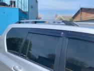 Toyota Land Cruiser Prado 150 2009–2023 Strešni relingi – turški dizajn (krom, 2 kos) fotografija 3