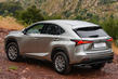 Premium kompaktni križanec Lexus NX fotografija 4