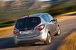 Pregled kompaktnega enoprostorca Opel Meriva B fotografija 11
