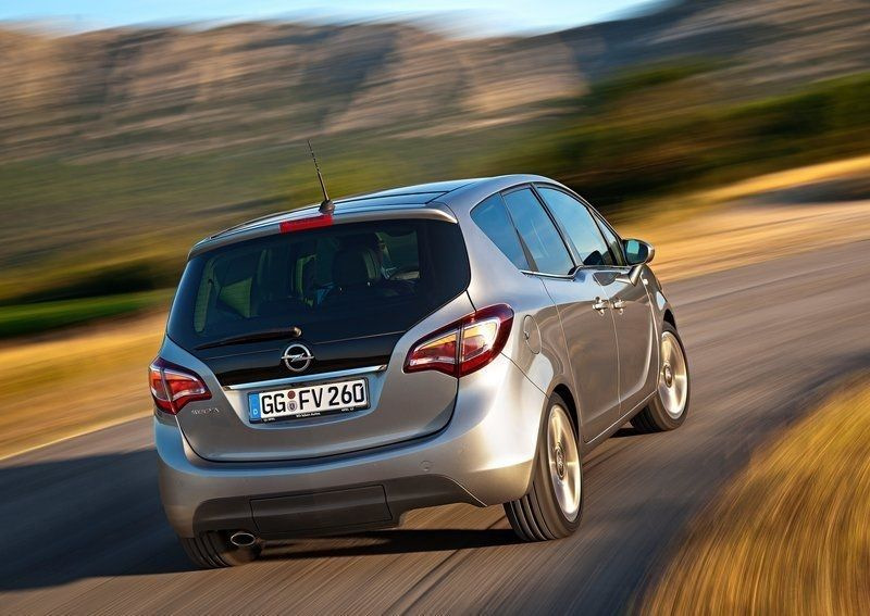 Pregled kompaktnega enoprostorca Opel Meriva B