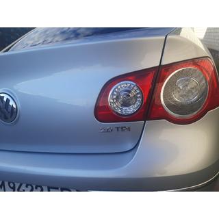 Napis 2.0 TDI (z rdečo I) fotografija 2