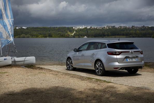Četrta generacija karavana Renault Megane Estate Fotografija 6