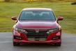 Pregled desete generacije limuzine Honda Accord fotografija 11