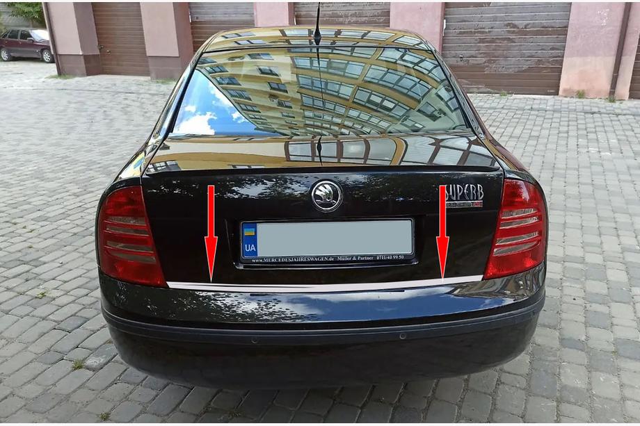 Skoda Superb 2001–2009 Zaščitna letev roba prtljažnika (nerjaveče jeklo) Image