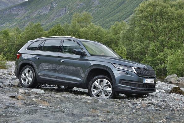 Srednje velik križanec Skoda Kodiaq