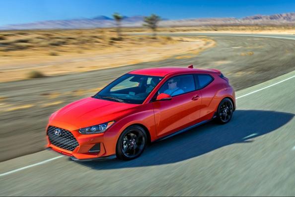 Druga generacija kombilimuzine Hyundai Veloster