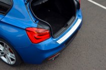 Ford Fiesta 2017– Zaščitna letev za zadnji odbijač OmsaLine (nerjaveče jeklo) fotografija 3