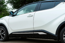Toyota C-HR 2016–2023 OmsaLine okrasne letve vrat (4 kos, nerjaveče jeklo) fotografija 1